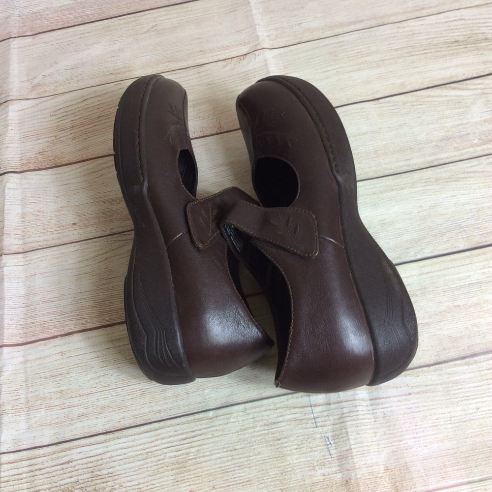 Dansko brown, leather embroidered Mary Jane. Size 40.  Size 10 - Picture 6 of 11